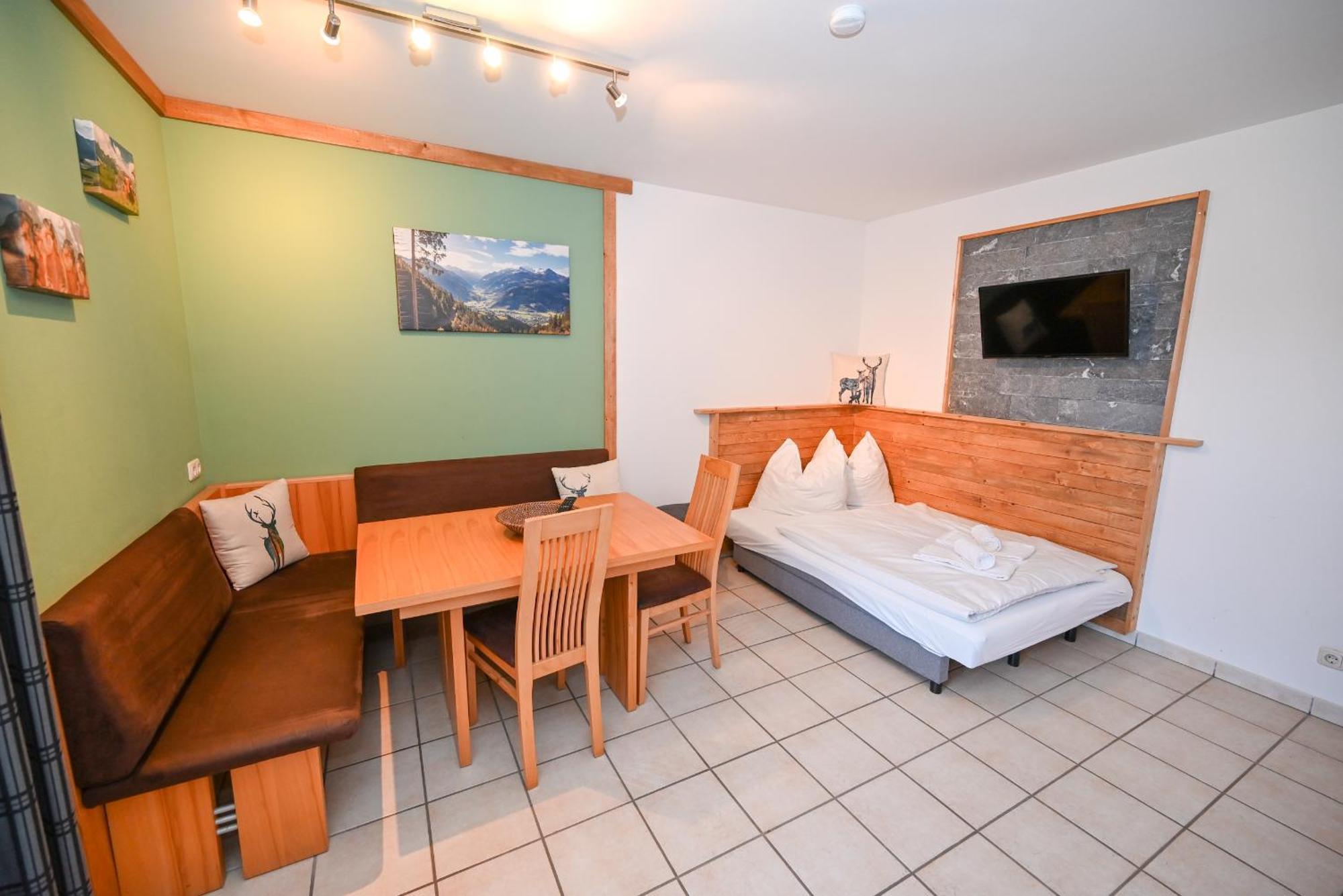 Panorama Apartments Bruck By All In One Apartments Fusch an der Glocknerstraße Buitenkant foto