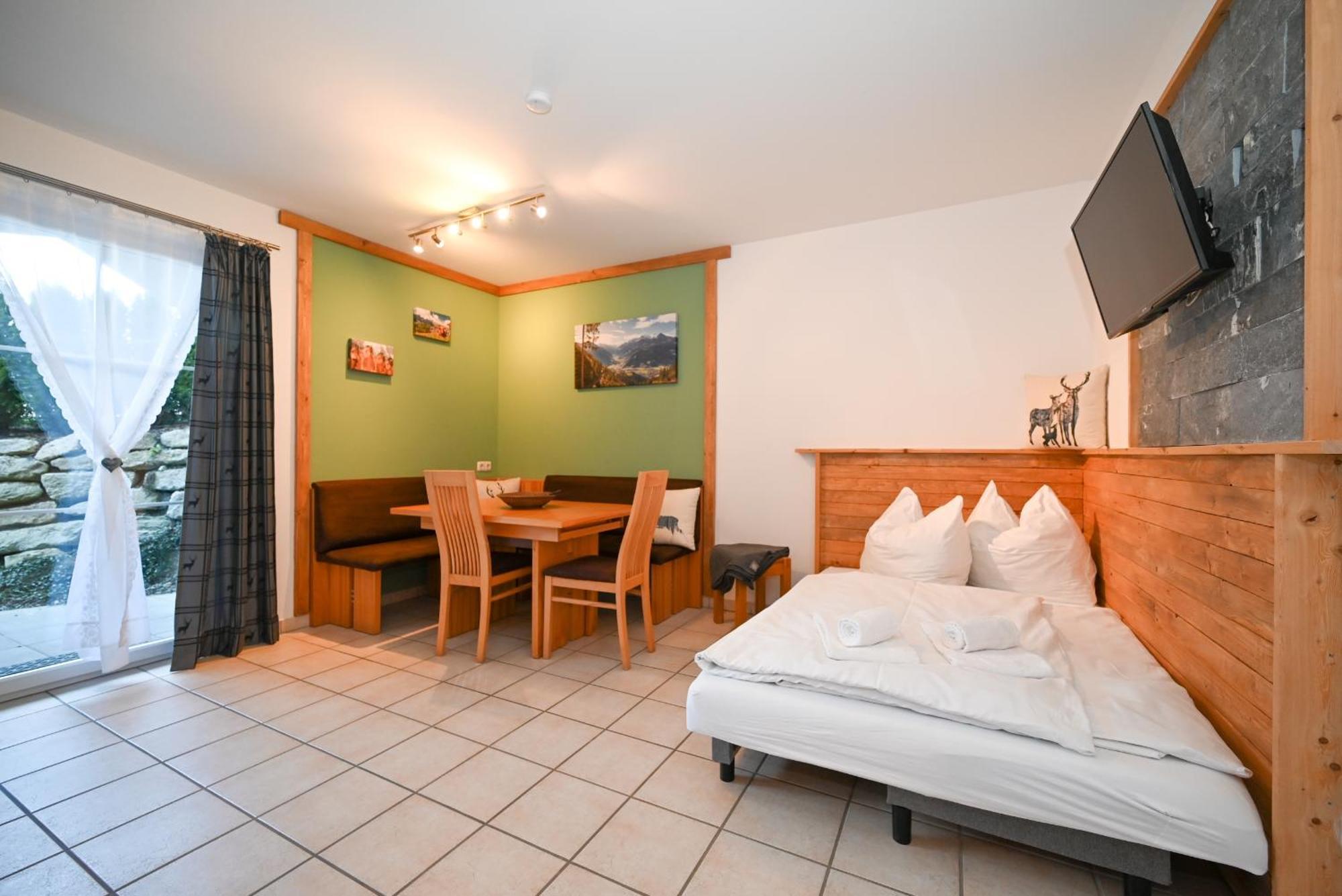 Panorama Apartments Bruck By All In One Apartments Fusch an der Glocknerstraße Buitenkant foto